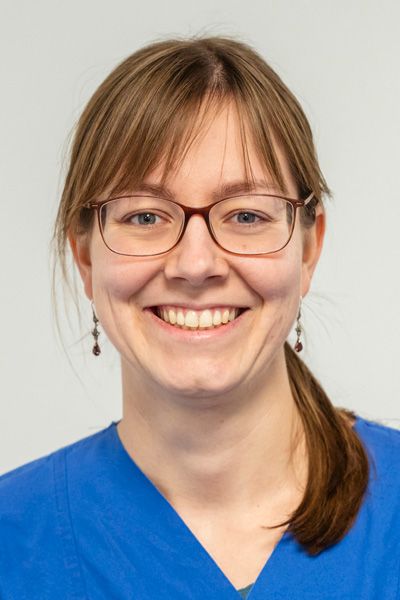 Dr. med. Brenda Henning